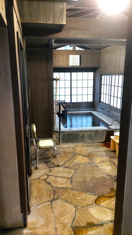 離れ「蘇芳」にある内風呂